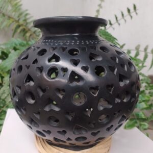 Cántaro calado corazones y circulos grandes