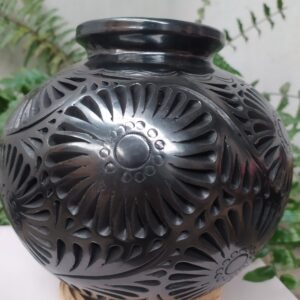 Cántaro mediano liso calado de flores completo