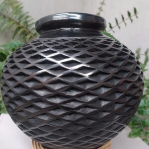 Cántaro calado de rombos acostados alargados