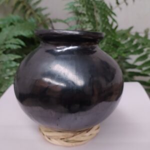 Cántaro pequeño liso de boca pequeña