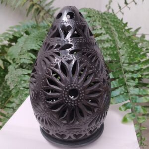 Lámpara huevo grande  calado de flores