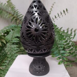 Lámpara huevo grande  calado de flores con base