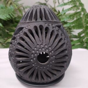 Lámpara de huevo chica calado de flores