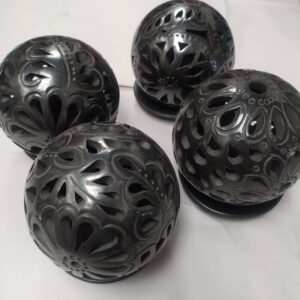 Lámpara esfera medianas calada con diferentes diseños