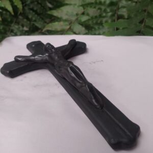 Cruz con cristo mediano