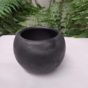 Macetero pequeño liso