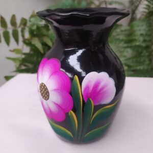 Florero de boca ondulada